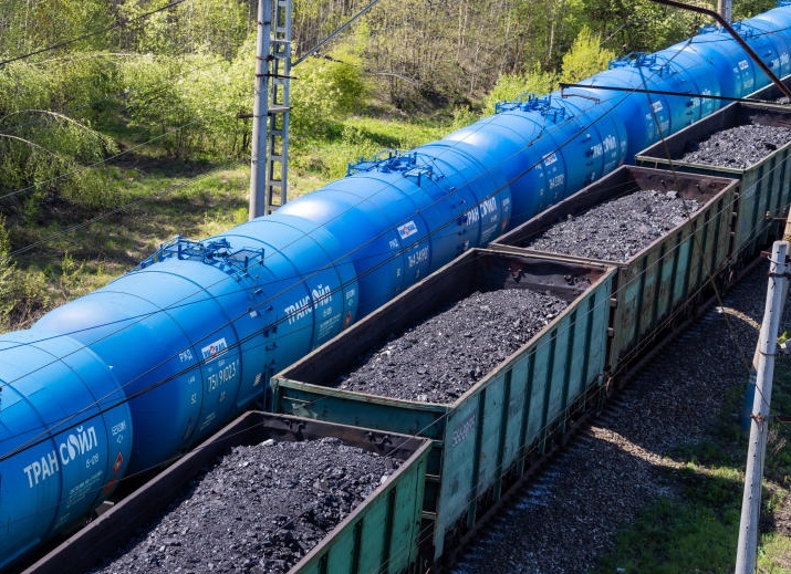 Погрузка на сети РЖД снизилась на 5,4% — спрос на грузоперевозки продолжает падать